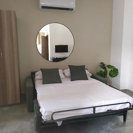 No. 38 Appartments *